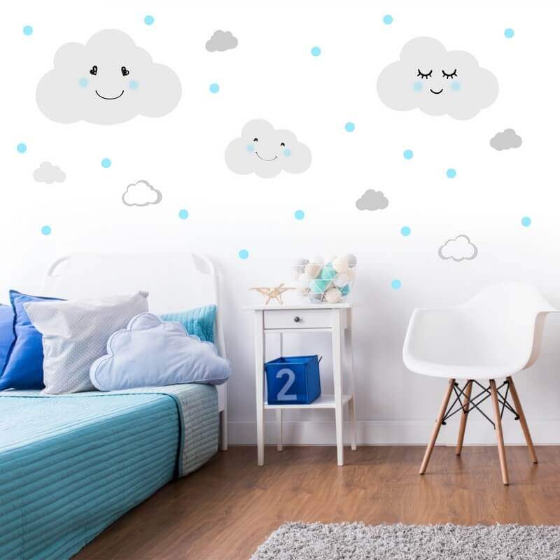 Wandtattoo Wolken mit blauen Punkten für Babyzimmer